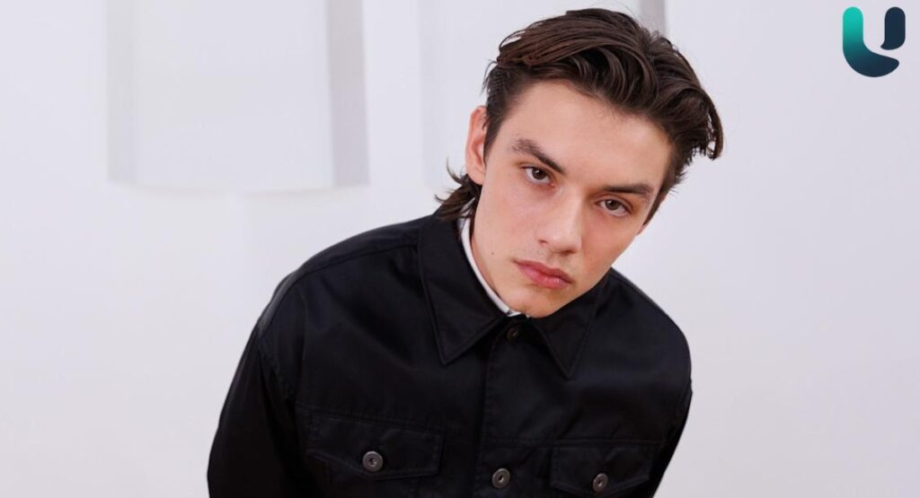 Early Life and Background of Louis Partridge