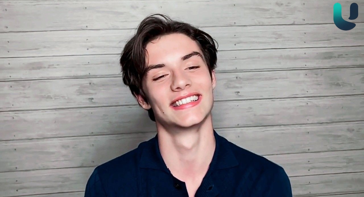 Louis Partridge Height