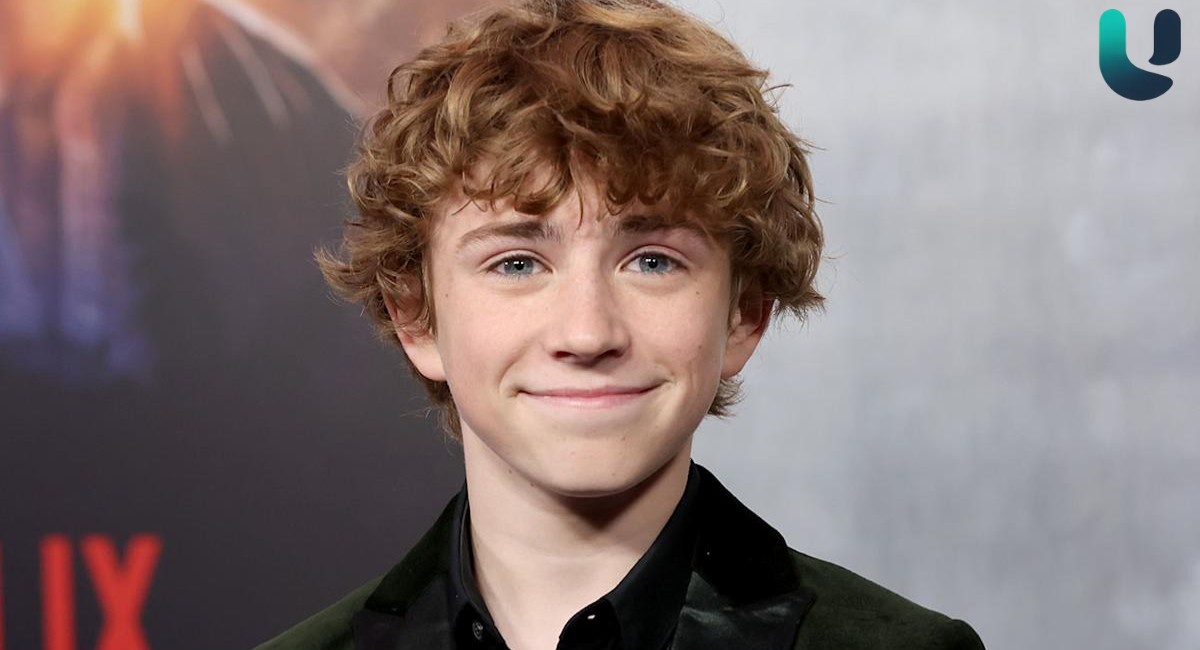 Walker Scobell Height